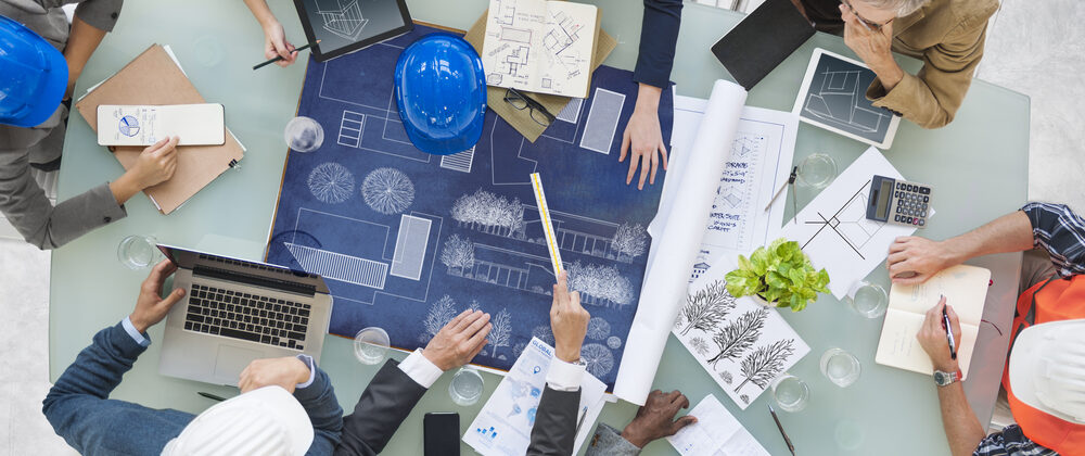 construction-team-blueprint-discussion